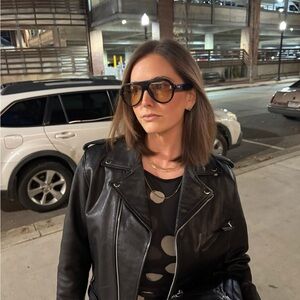 Meet your Posher, Hunter